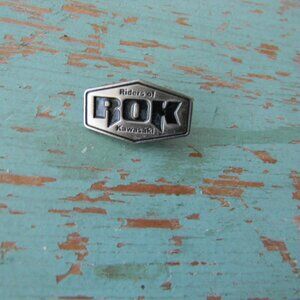 VINTAGE SMALL SILVER/BLACK ROK RIDERS KAWASAKI MOTORCYCLES PIN BACK